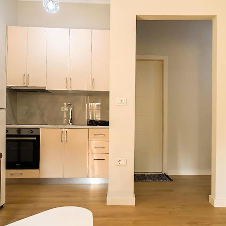 טיראנה Home Inn Apartment 2 Near City Center מראה חיצוני תמונה