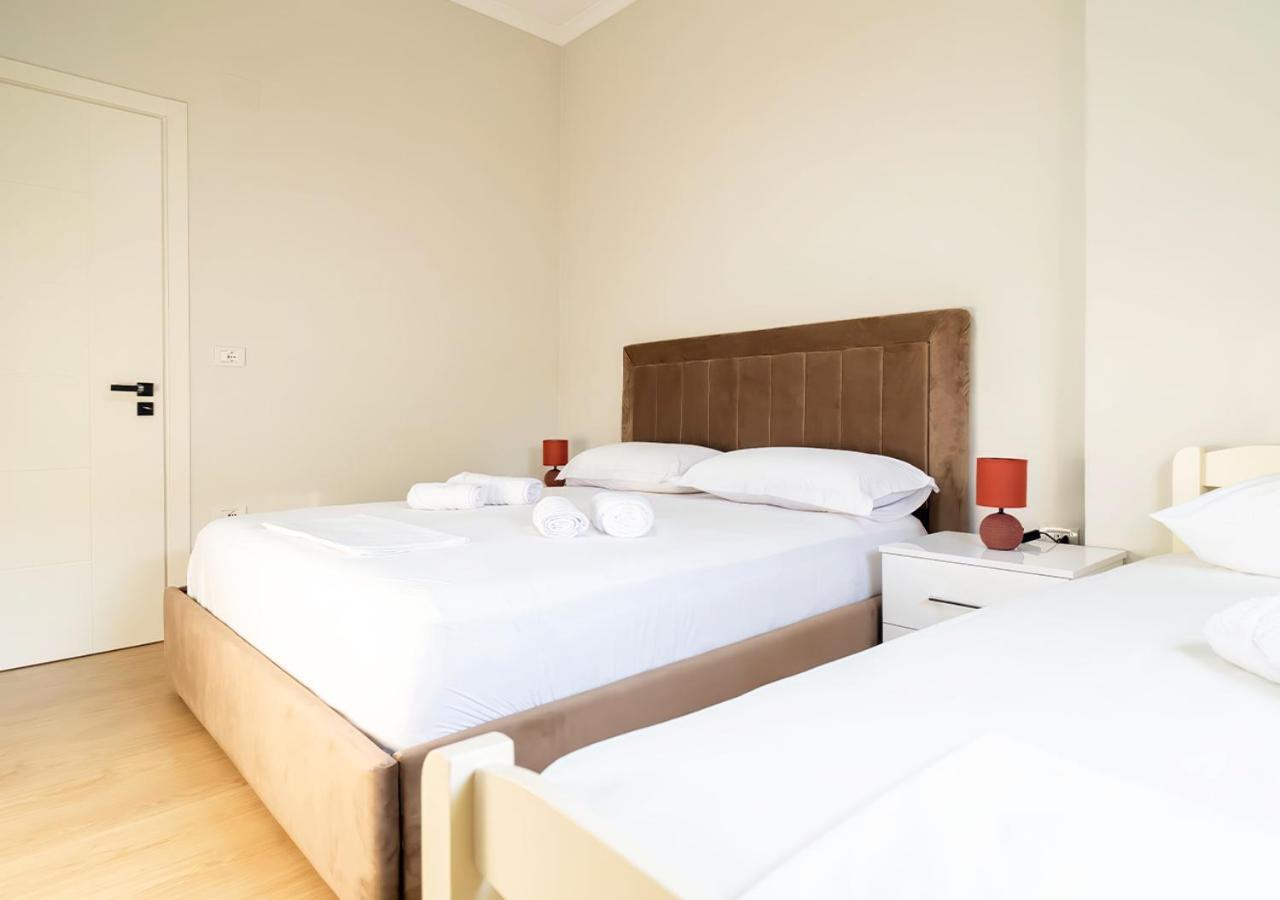 טיראנה Home Inn Apartment 2 Near City Center מראה חיצוני תמונה