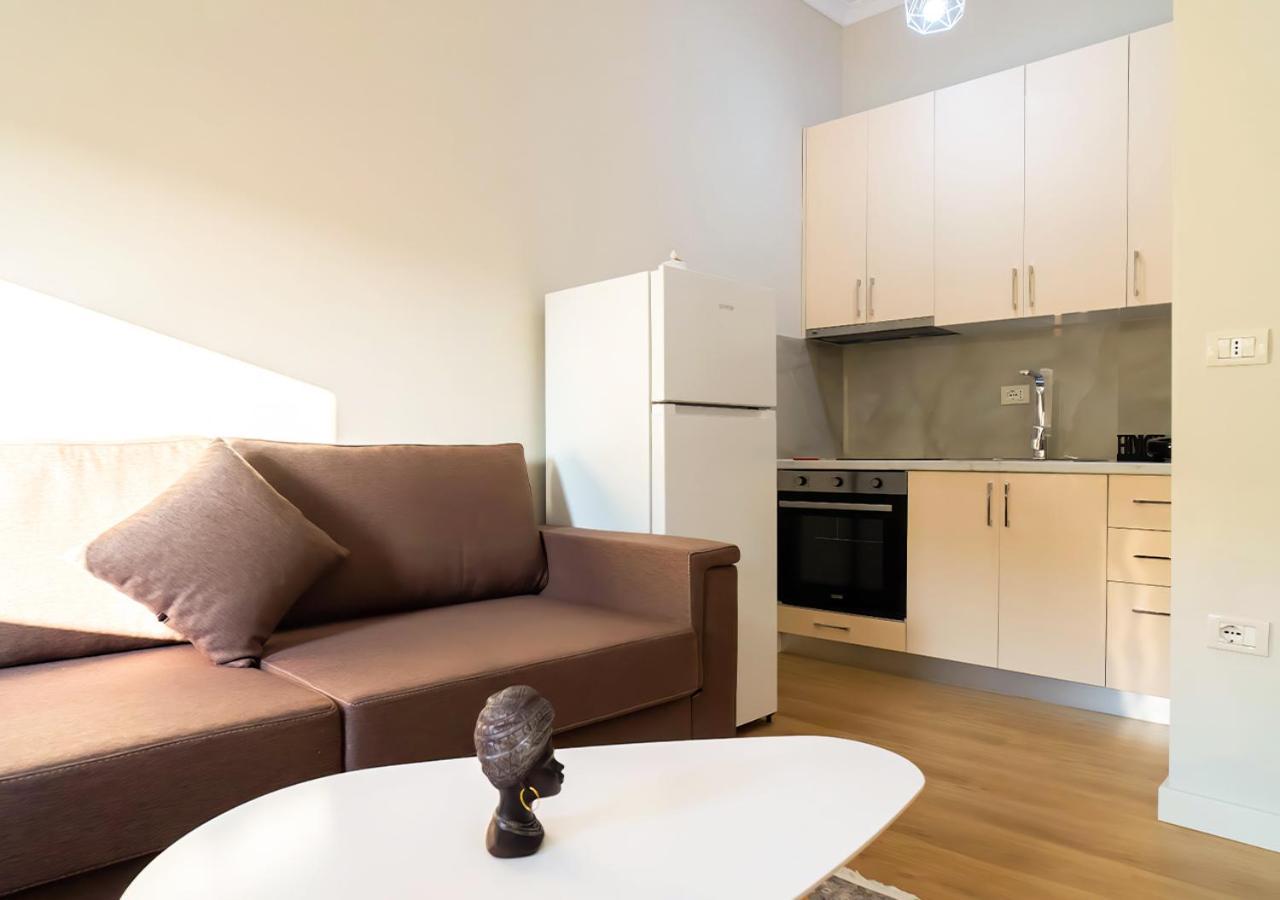 טיראנה Home Inn Apartment 2 Near City Center מראה חיצוני תמונה
