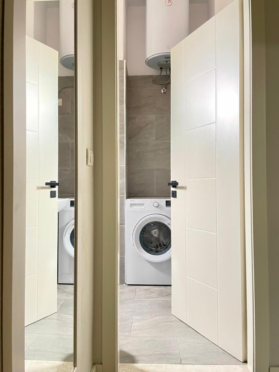 טיראנה Home Inn Apartment 2 Near City Center מראה חיצוני תמונה